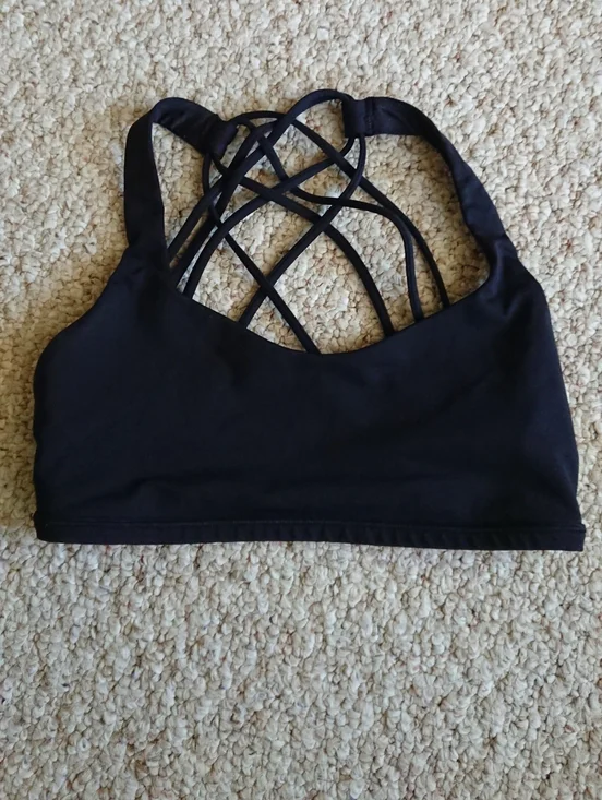 Lululemon Free To Be Wild stretch-knit sports bra size 2 - Picture 2 of 10